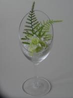 Bloesem, aspergetakjes en decoratieparels in schuin wijnglas, Ophalen of Verzenden, Nieuw