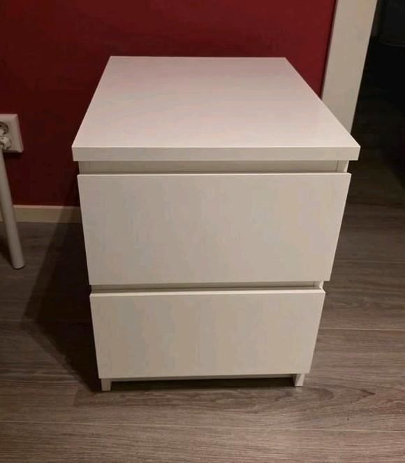 Ikea Malm nachtkastje kastje kast wit ladekast ladekastje, Huis en Inrichting, Slaapkamer | Nachtkastjes, Ophalen