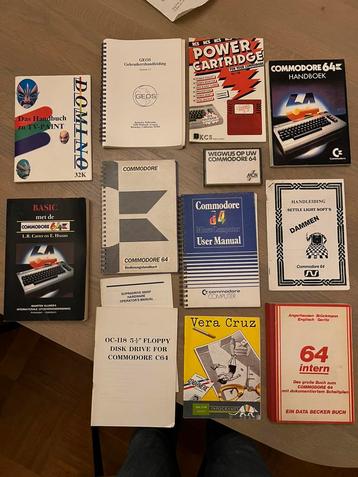 Set boeken voor Commodore 64 beschikbaar voor biedingen