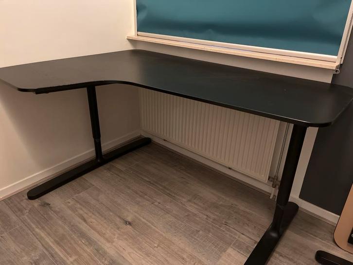 IKEA Bekant bureau zwart hoek links, Huis en Inrichting, Bureaus, Gebruikt, Bureau, In hoogte verstelbaar, Ophalen