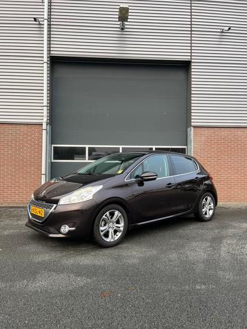 Peugeot 208 1.6 VTI 120PK 5-D 2013 Bruin Airco | Mooie auto  beschikbaar voor biedingen