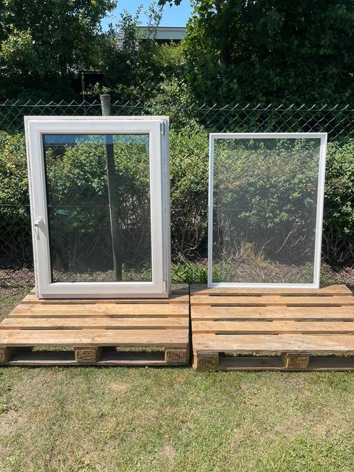 Kunstof Raam 95x127x10cm, Doe-het-zelf en Verbouw, Glas en Ramen, Zo goed als nieuw, Gevelraam of Ruit, 120 tot 160 cm, 80 tot 120 cm