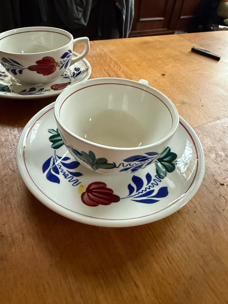 2 Boerenbont Koffiekopjes met Schotel - Zo Goed Als Nieuw, Ophalen