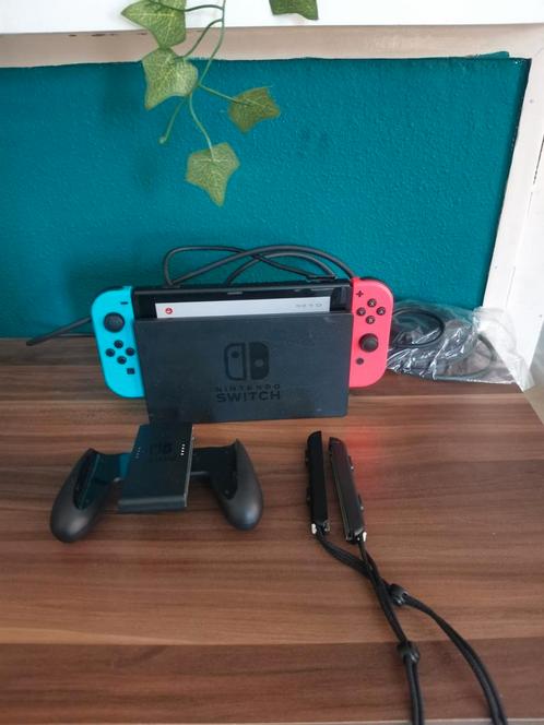 Nintendo switch OLED + ringfit adventure, Spelcomputers en Games, Spelcomputers | Nintendo Switch, Zo goed als nieuw, Switch Original