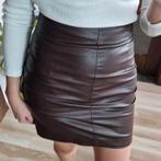 Bordeauxrode Leren Rok maat M, Kleding | Dames, Rokken, Verzenden, Zo goed als nieuw, Zwart, Boven de knie