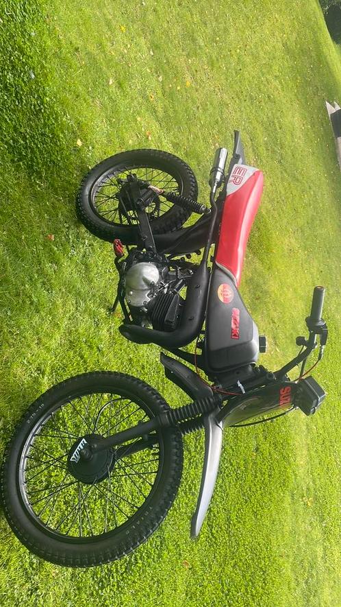 Suzuki ts 50 er 1981 schakelbrommer, Fietsen en Brommers, Brommers | Oldtimers, Overige merken, Ophalen