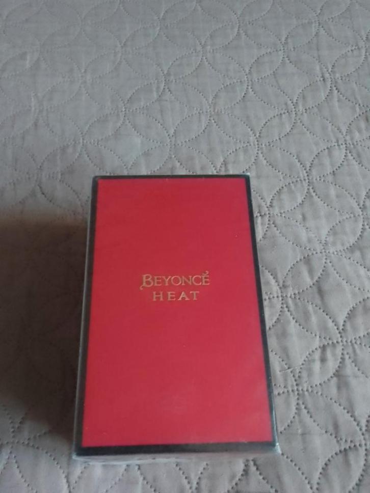 Beyoncé Heat Parfum - Discontinued & Geseald!, Sieraden, Tassen en Uiterlijk, Uiterlijk | Parfum, Nieuw, Ophalen of Verzenden