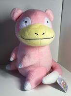 NIEUW!! Pokémon - Slowpoke "Look at my Tail!" Plush 32cm, Ophalen of Verzenden, Nieuw, Overige typen