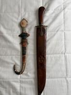 Antiek  Zwaard + dolk, Ophalen of Verzenden