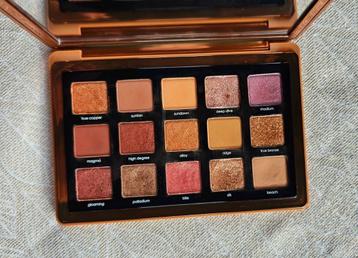 Natasha Denona Bronze Palette beschikbaar voor biedingen