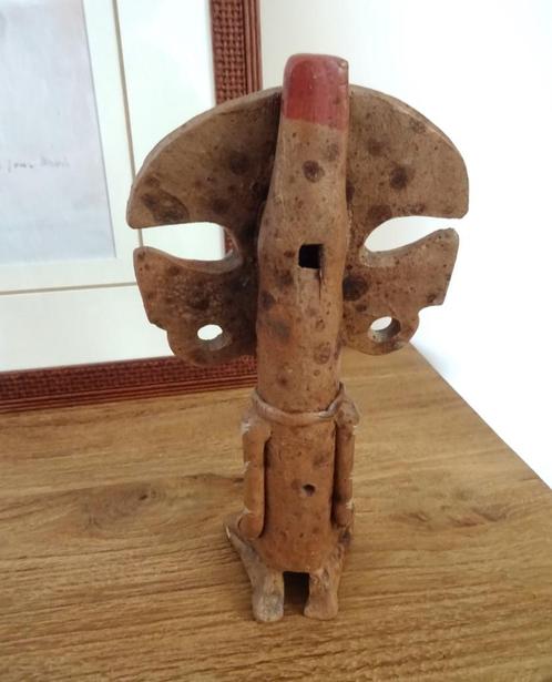 Folk Art: Precolumbiaans Azteeks Tlapitzali fluit beeldje, Antiek en Kunst, Kunst | Niet-Westerse kunst, Verzenden