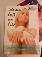 Lexicon cosmetische ingrediënten + extra boekje, Ophalen, Gelezen