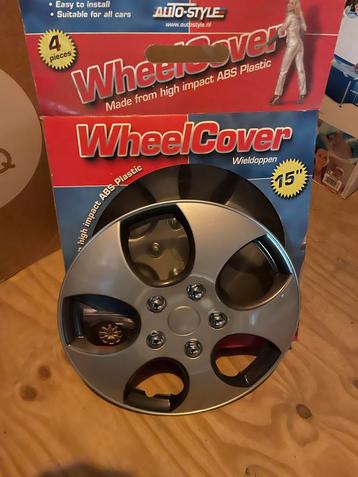 Set van 3 Auto-Style Wieldoppen 15 inch beschikbaar voor biedingen