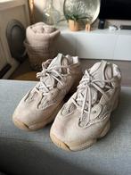 Adidas Yeezy 500 Taupe Light - 42 2/3, Kleding | Heren, Ophalen of Verzenden, Zo goed als nieuw, Overige kleuren