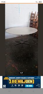 Fritz Hansen Eettafel Jaren 60, Gebruikt, Ophalen of Verzenden, Metaal, Vier personen