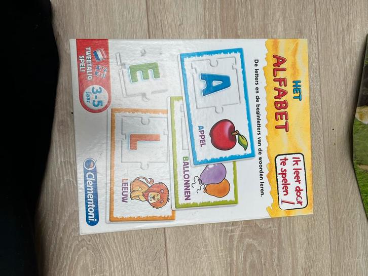 Alfabet Puzzelspel Clementoni, Kinderen en Baby's, Speelgoed | Kinderpuzzels, Gebruikt, 2 tot 4 jaar, Meer dan 50 stukjes, Ophalen