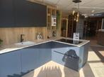 showroomkeuken in de opruiming!, Huis en Inrichting, Keuken | Complete keukens, Ophalen, Blauw, Overige typen, Nieuw