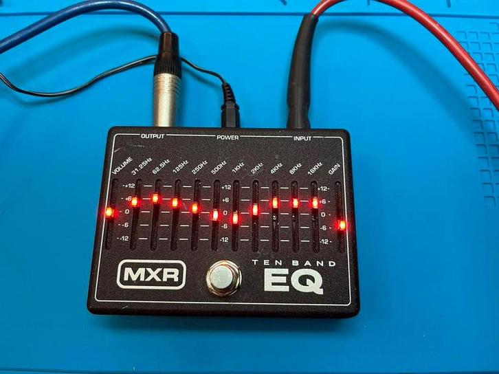 MXR Ten Band EQ - black-face editie, Muziek en Instrumenten, Effecten, Gebruikt, Equalizer, Ophalen of Verzenden
