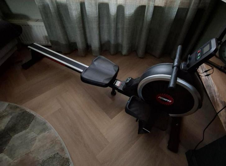 Zeer mooie en goed onderhouden roeitrainer., Sport en Fitness, Fitnessmaterialen, Zo goed als nieuw, Overige typen, Ophalen