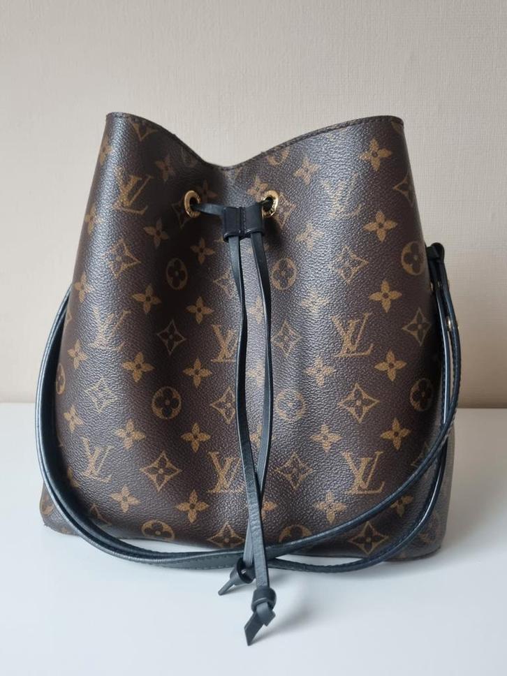 Louis Vuitton NéoNoé, Sieraden, Tassen en Uiterlijk, Tassen | Damestassen, Gebruikt, Handtas, Bruin, Ophalen of Verzenden
