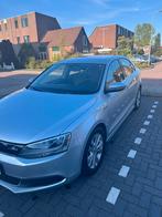 Volkswagen Jetta 1.4 TSI Hybrid 170pk 7-DSG 2013 Grijs, Euro 5, Stof, 74 €/maand, Zwart