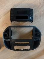 Metcedes vito radio + ombouw, Ophalen of Verzenden, Zo goed als nieuw