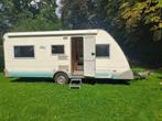 Eifelland Holiday 500TK - 6 persoons met stapelbed, Caravans en Kamperen, Stapelbed, 75 kg, Treinzit, 750 - 1000 kg