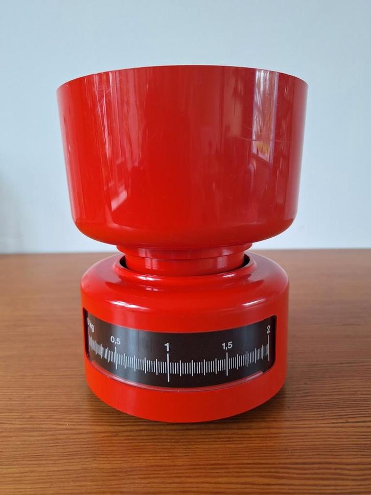 Vintage rode keuken weegschaal met kom, Huis en Inrichting, Keuken | Keukenbenodigdheden, Zo goed als nieuw, Ophalen of Verzenden