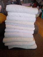 11 witte en crème kleurige handdoeken heel goed, Huis en Inrichting, Badkamer | Badtextiel en Accessoires, Ophalen of Verzenden