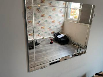 Spiegel met ophangbeugels - 60x48 cm beschikbaar voor biedingen