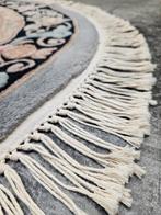 Handgemaakt oriental ovaal wol Aubusson tapijt grey 173x240, Huis en Inrichting, 200 cm of meer, 150 tot 200 cm, Aubusson Frans floral Oriental hype