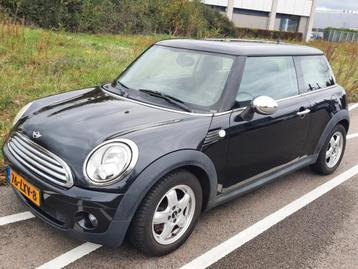 Mini (r56) 1.6 75pk 2010 Zwart beschikbaar voor biedingen
