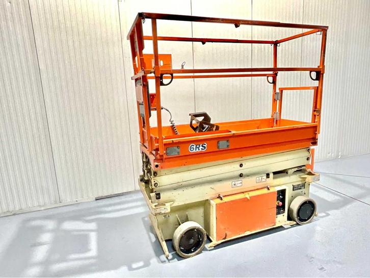 JLG -6RS - Hoogwerker, werkhoogte 7.8M, uitschuifbaar tot 2., Zakelijke goederen, Machines en Bouw | Liften, Steigers en Ladders