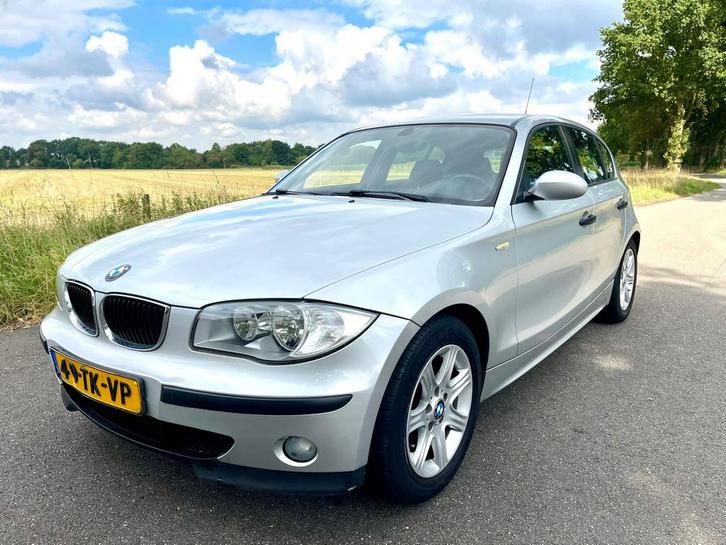 BMW 1-Serie 1.6 116I 2006 Grijs, Auto's, BMW, Particulier, 1-Serie, ABS, Adaptieve lichten, Airbags, Airconditioning, Alarm, Bluetooth