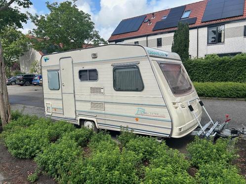 caravan Caravalair Bamba 395 de lucxe, Caravans en Kamperen, Caravans, Particulier, tot en met 4, 500 - 750 kg, Treinzit, Caravelair