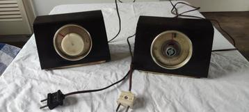 2 oude rotor tv antenne apparaten beschikbaar voor biedingen