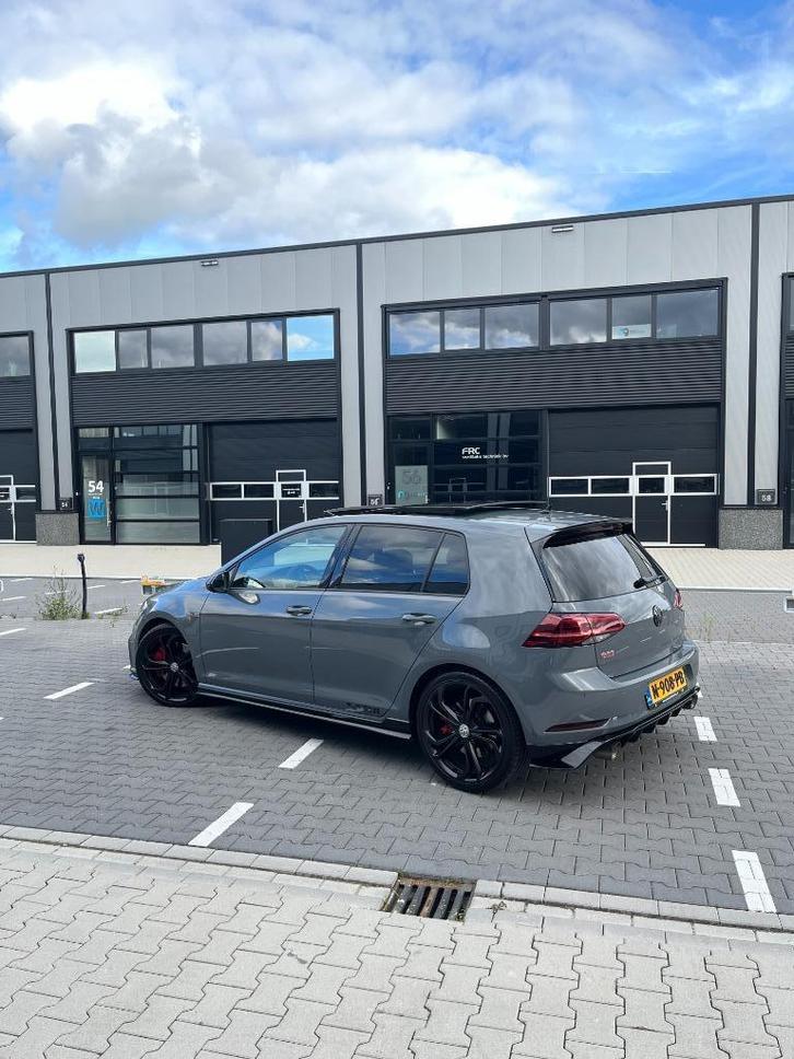 Volkswagen Golf GTI TCR 2.0 TSI 290pk 2019 Akrapovic Grijs, Auto's, Volkswagen, Particulier, Golf, Achteruitrijcamera, Adaptieve lichten