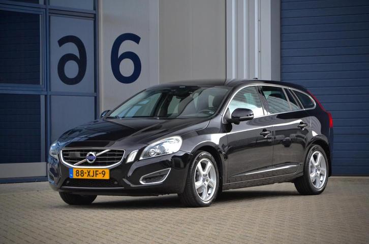 Volvo V60 1.6 T3 Summum Automaat / Leder / Adapt. Cruise / X, Auto's, Volvo, Particulier, Te koop, V60, ABS, Adaptive Cruise Control