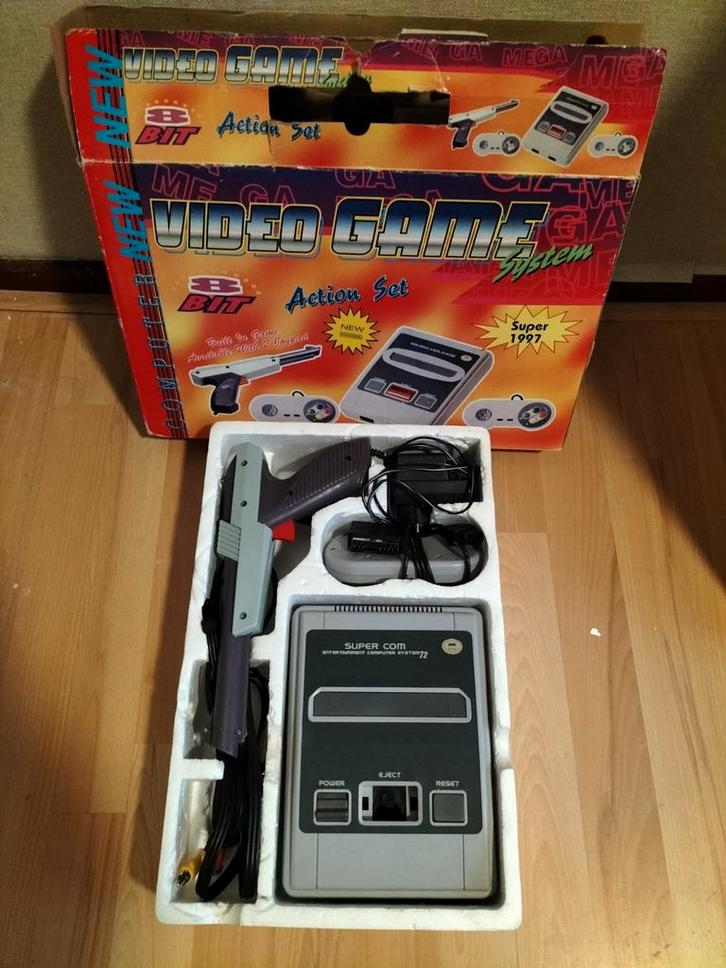 Super Com Entertainment Computer System 72, Spelcomputers en Games, Spelcomputers | Nintendo Super NES, Gebruikt, Ophalen of Verzenden