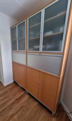 Ikea wandmeubel met veel bergruimte, roldeurtjes afsluitbaar, Huis en Inrichting, Ophalen, Glas, 150 tot 200 cm, 150 tot 200 cm