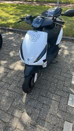 Piaggio zip opknapper gezocht!, Fietsen en Brommers, Scooters | Piaggio, Ophalen of Verzenden, Zo goed als nieuw, Tweetakt, Zip