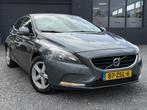 Volvo V40 1.6 D2 Momentum Dealer Onderhouden,Camera,Navi,Cli, Auto's, Voorwielaandrijving, Euro 5, 28 km/l, Gebruikt