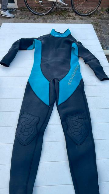 Zeil surf wetsuit beschikbaar voor biedingen