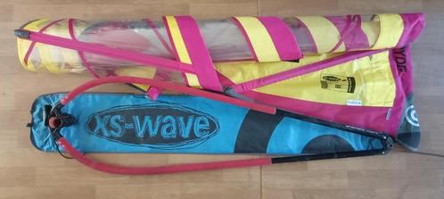 Neilpryde windsurf zeil voor jonge surfer, Watersport en Boten, Windsurfen, Gebruikt, Zeil, Minder dan 250 cm, Met draagtas, 5 tot 7 m²