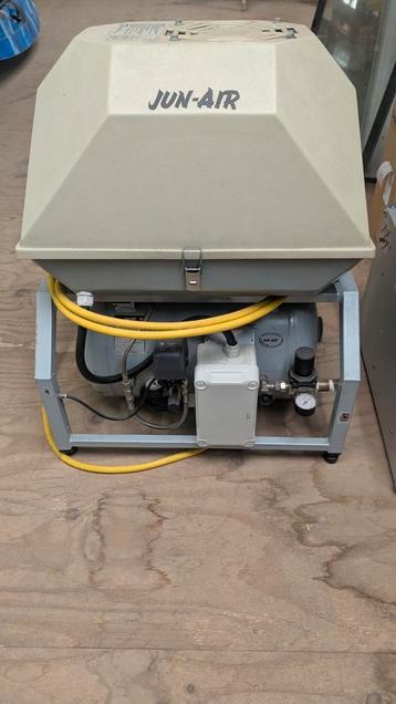 Junair Stille Compressor 40 Ltr 380V beschikbaar voor biedingen