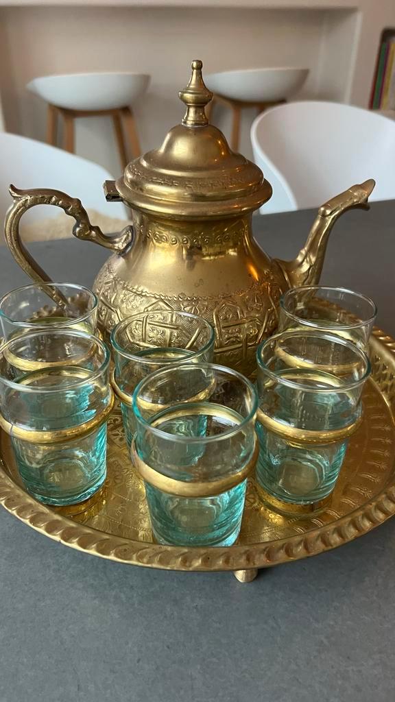 Marokkaans theeservies - compleet en in perfecte staat!, Huis en Inrichting, Keuken | Servies, Zo goed als nieuw, Compleet servies
