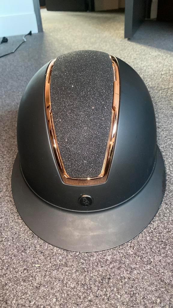 Sjieke BR cap met glitter, Dieren en Toebehoren, Paardrijkleding, Zo goed als nieuw, Kinderen, Cap, Dressuur, Verzenden