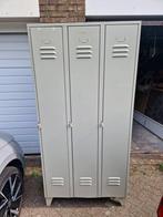 Locker lichtgrijs 185 hoog 90 breed 50 diep, Huis en Inrichting, Kasten | Lockerkasten, Ophalen, Zo goed als nieuw