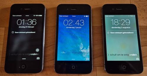2 stuks Iphone 4 en 1 Iphone 4s., Telecommunicatie, Mobiele telefoons | Apple iPhone, Gebruikt, Zonder abonnement, iPhone 4S, Zwart