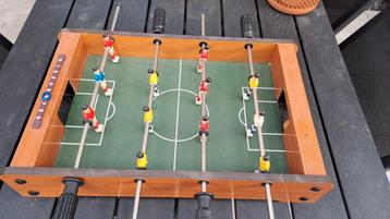 Tafelvoetbalspel - Leuk voor jong en oud! beschikbaar voor biedingen